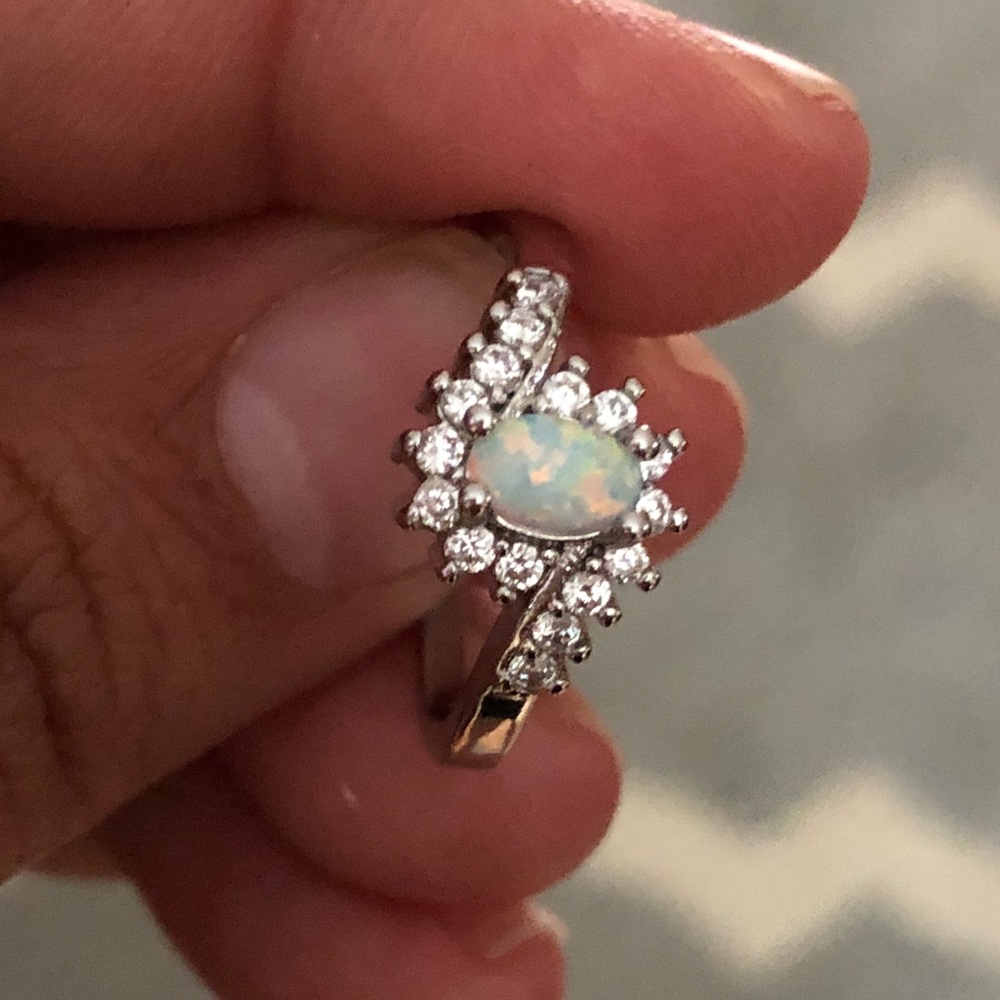 Opal sapphire ring